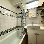 Neves - Location: Joli 4 Personnes Dans Un Quartier Anime Et Jeune * Val Thorens