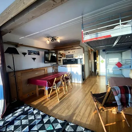 Neves - Location: Joli 4 Personnes Dans Un Quartier Anime Et Jeune *