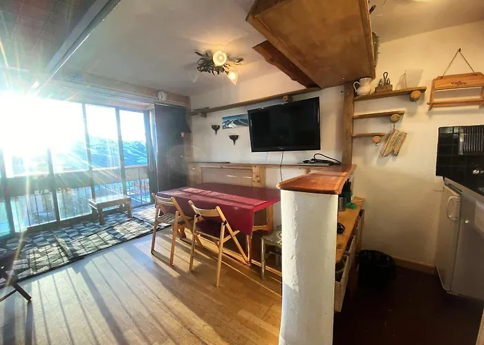 Neves - Location: Joli 4 Personnes Dans Un Quartier Anime Et Jeune شقة *