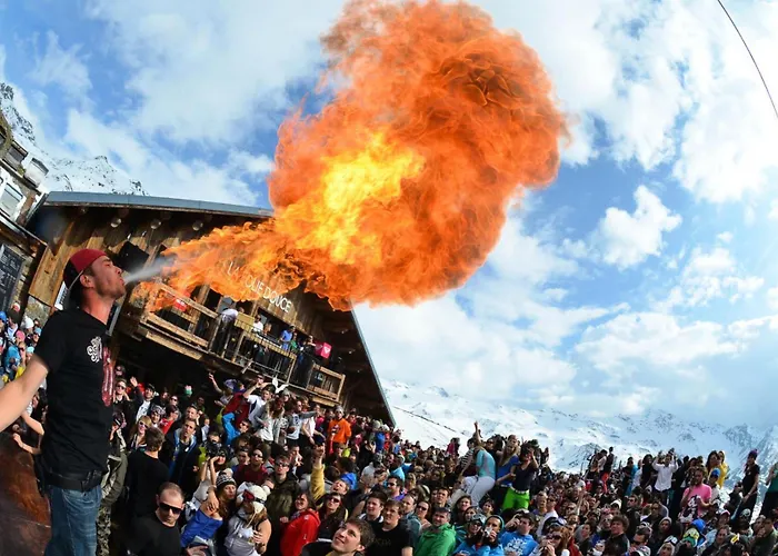 Neves - Location: Joli 4 Personnes Dans Un Quartier Anime Et Jeune فال تورُن
