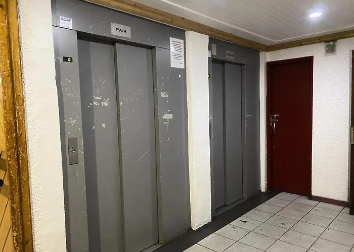 Neves - Location: Joli 4 Personnes Dans Un Quartier Anime Et Jeune فال تورُن